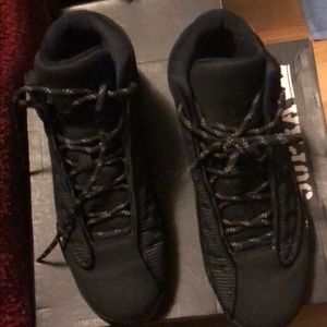 Jordan retro 13 black cat